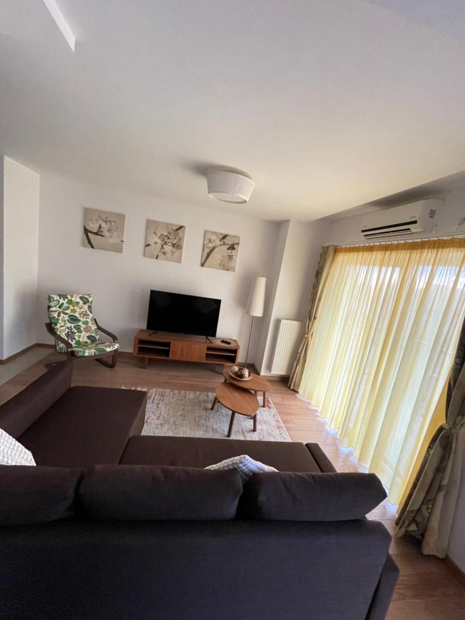 Elitevista By Cristian Apartment ทิมิชัวรา ภายนอก รูปภาพ