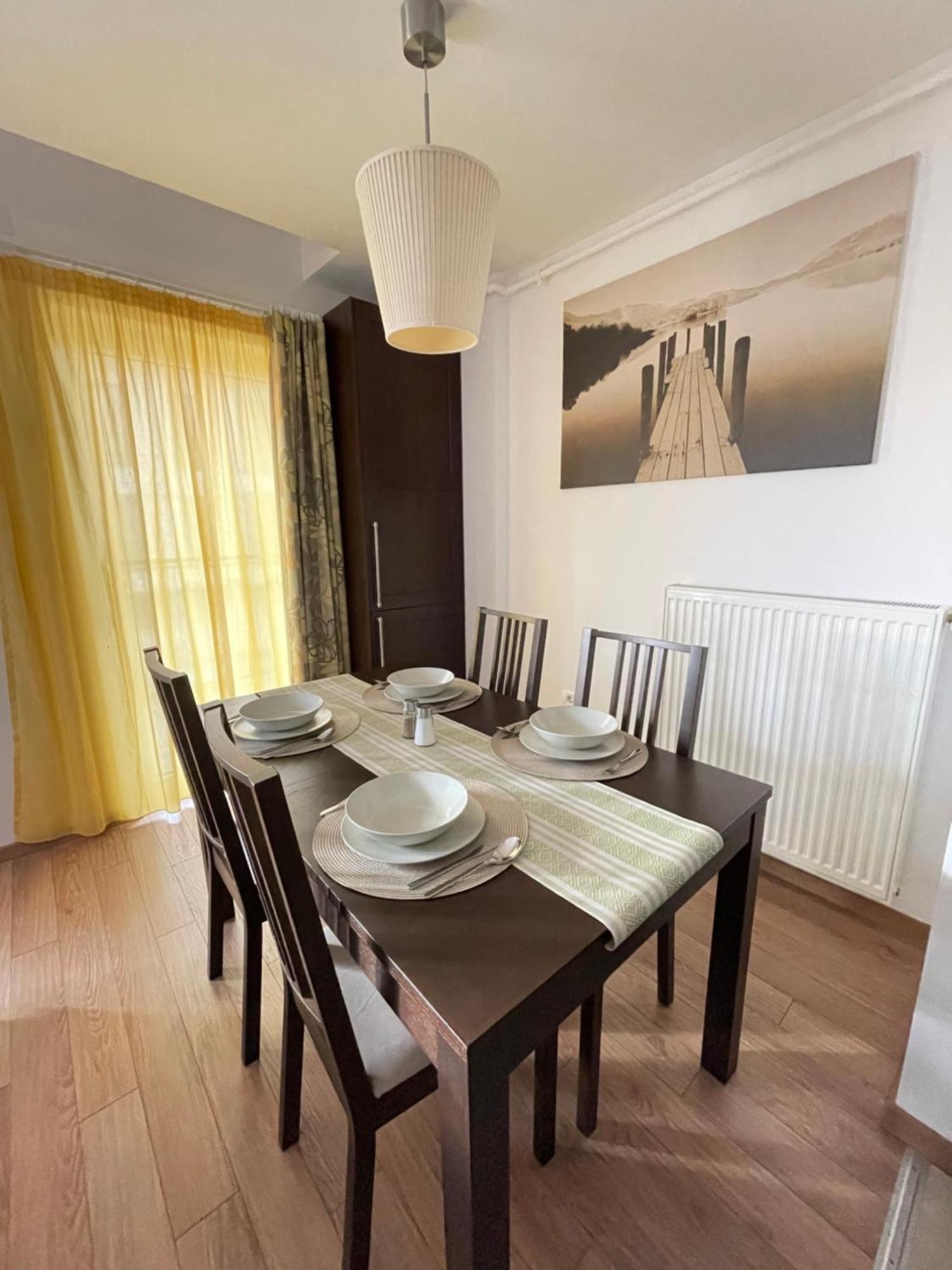 Elitevista By Cristian Apartment ทิมิชัวรา ภายนอก รูปภาพ